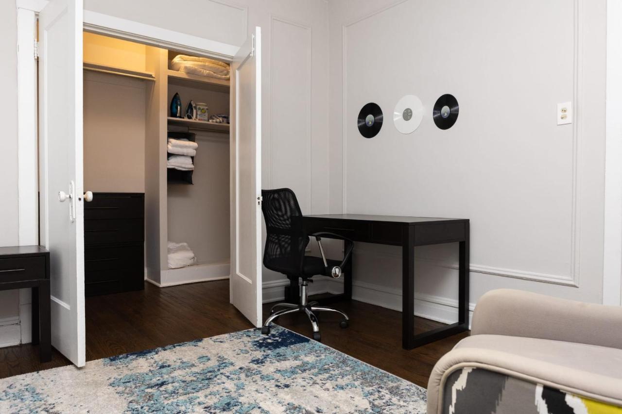 Frontdesk Studio Apt Near The Museum Of Science Apartment Chicago Bagian luar foto